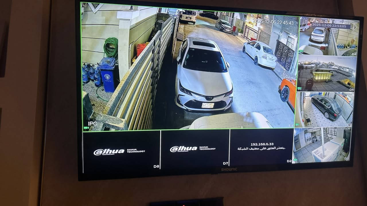 تنصيب كامرات ip نوع دهوا بدقه 2mp 
تسليك عن طريق التري كيبل وتوزيع الصوره 
الى 3 شاشات في المنزل 
موقع العمل : حي الجهاد 
للاستفسار مراسله الصفحة او 
الاتصال ع الرقم التالي 
📱:***********
