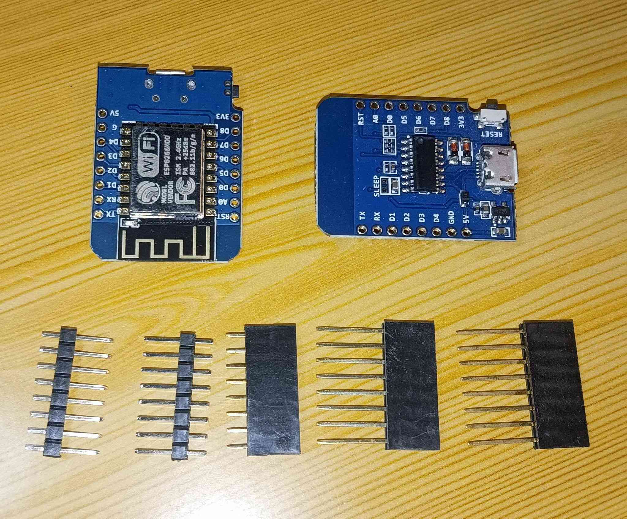 باقي اخر 50 قطعه الي مهتم يراسلني خاص اسعارهن معروفه ابيعلك جوة سوك شرط


**إذا كنت صاحب هذا الإعلان وتريد حذفه لأي سبب، رجاءا أرسل رسالة إلى الدعم الفني**