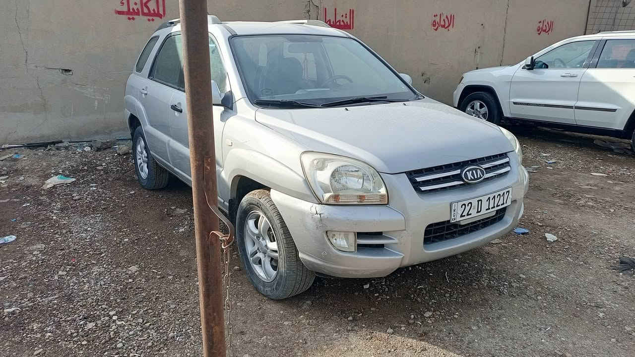 كيا سبورتاج موديل 8 محرك 6سلندر 2700مكفوله من كلشي السعر 110 مكان بغداد *********** السوانار مرفق بل مشور
