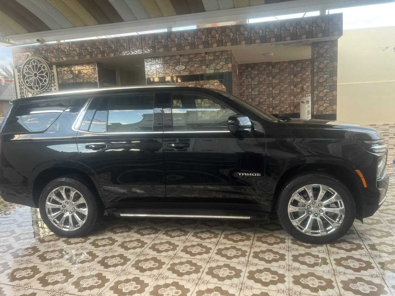 سلام عليكم تاهو 2025 خليجي كفاله عامه مغلفه PPF ماشيه 7000بحال زيرو LS فول سعر واستفسار اتصال ع رقم ***********
