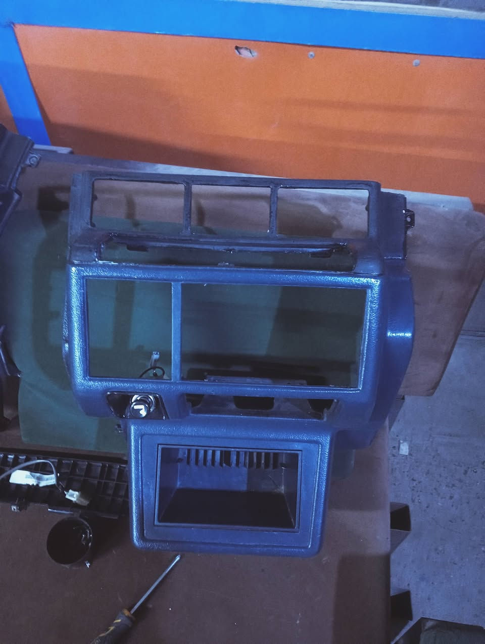 السلام عليكم فرس دشبول ارنب سيدان مال يسرا بلاد ممحور مكانه بغداد سعره 250)***********7
