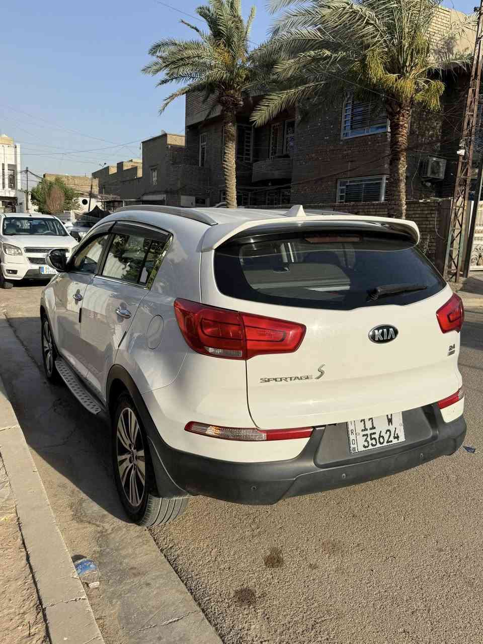 سلام عليكم
سبورتج موديل ٢٠١٦ خليجي كفاله

بدون صبغ تبريد قطعتين

بصمه تحكم محرك ٢٤٠٠دوش

رقم بغداد مكاني بغداد حي العامل 

سياره كلش نظيفه يرهم مراوس

سعر ١٥٣بيهه مجال 

هاتف ***********
