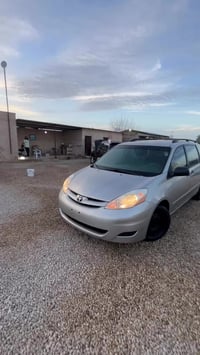 تويوتا سيينا • ٢٠٠٥ • مكينة ٣.٥