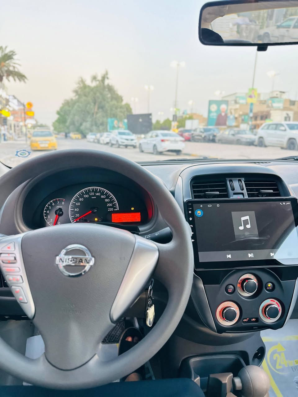 سلام عليكم  نيسان صني مديل 2022 ام بليت زركة السيارة باسم شركة تريد تحويل تريد وكالة سنويتها لل2028  بعدها مامنتهية السيارة وضع شركة السيارة كفالة عامة عدة فوك يدة البباب اصبعين صبغ بدون دواخل مواصفات سيارة تحكم استيرن شاشة ايباد بلاجكتور منضومة زنون اي بي اس مانع انزلاق اربع تجاوي موصفات نيسان معروفة كير مكينة وضع شركة تدفئة تبريد وضع شركة حدادية وضع شركة تايرات وضع شركة سيارة حلوة بمعنى الكلمة بالعافية للياخذها السعر 107 وبيها مجال مكان سيارة نجف الستفسار والاتصال ع رقم ***********
