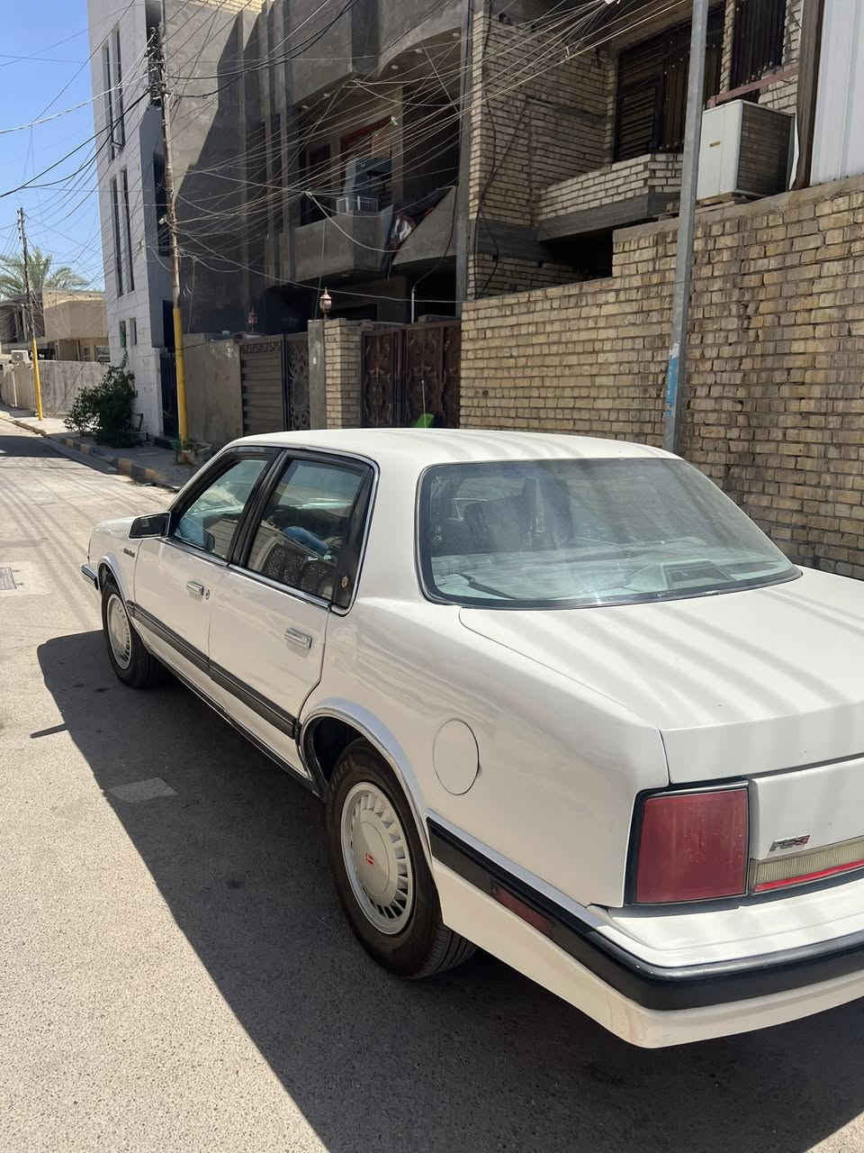 السلام عليكم

اولدز مديل 90 صبغ عام. 
السياره جاهزه من كلشي حداديه تخم تاير محرك كير جدد بلاديه سياره منظومه غاز لايت زنون جام اوتو سنتر لوك شاشه وكامره بدون حادث سياره مصبوغه عام جديده كلش متصرف عليها ربع سعرها 45 وبيها مجال مكانها الكرخ *********** فقط واتساب
