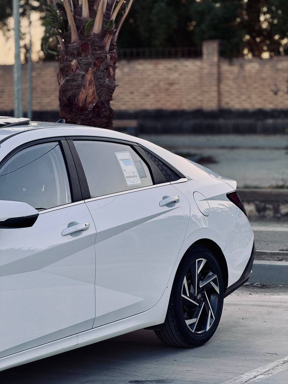 النترا خليجي ( تجميع الصين)
موديل  2024 
فول مواصفات

المحرك : 1.5 دبل نوزل 
كير 8 سرعات
 رقم اربيل بأسم شركة تريد وكاله او مداور ماكو اي مشكلة 

مكفوله ضربه صبغ تبديل  
بيها بارد ع كد اصبعين بالجاملغ خلف السكن وموضحه بالفديو 

بصمة تشغيل 

عداد سرعة ديجتل

مقاعد جلد اسود 

مثبت سرعة

6 ايرباك (الدشبول الدركة التكم المقاعد)

لايت زنون عالي ناصي

فتحة سقف

ستيرن شكل الرياضي حرف D

تبريد قطعتين

مري كهرباء + اشاير بالمري

كروس سرعة وفول تحكم ستيرن

حساسات امامية وخلفية + كاميرا

سايد بريك كهربائي

درايف مود + اوتو هولد

اضافة انارة داخليه متغير 

السعر 140 وبيها مجال بسيط

رقم ***********
