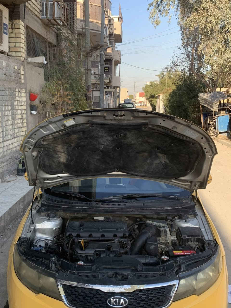 كيا فورتي امريكي حادث صندوك
موديل 2012
كير مكينه تبريد خير من الله 
مكينه 2000
ثاني يًوم تحويل
مكان بغداد
سعر 88$.  بيه مجال
***********
