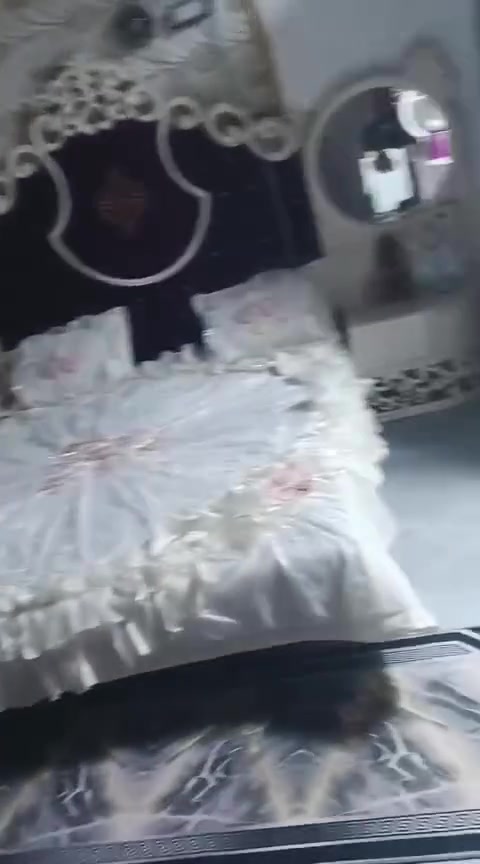 سلام عليكم للبيع غرفه نوم نضيفه مشتريها مليونين و١٠٠ واريد ابيعها مستعجيل ب750وبيها مجال العنوان النجف, 8قطع نضيفه مابيها شي


**إذا كنت صاحب هذا الإعلان وتريد حذفه لأي سبب، رجاءا أرسل رسالة إلى الدعم الفني**