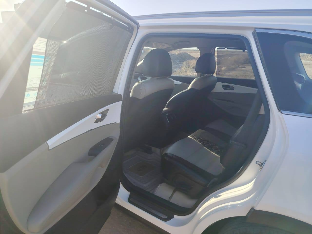 السلام عليكم ورحمه الله وبركاته
للبيع سورنتو 2020خليجي 

مواصفاتها: جنطه ذكيه 

شحن وايرلس 

مكينه 6V...3.5
ماشيه 160000km

مكينه ما مفتوحه سياره مكفوله ما عده ملاحظات بسيطة موضحه ب السونار 

كشنين كهرباء 

ثلاث قطع تبريد وبيها اهواي مواصفات سعر السياره خاص+الرقم 

***********
