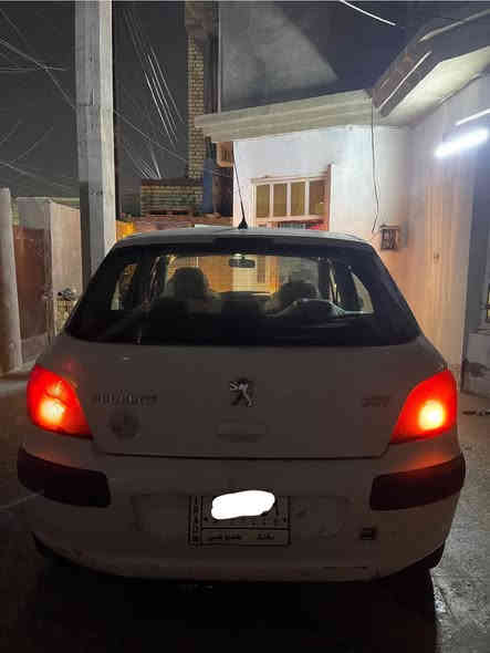 بيجو ٣٠٧ جاهزه فقط كير بي مشكله 
شاشه وكامره وسنترلوك وكهربائيات كلها شغاله 
سعرها ٣٠$ ومكانها بغداد العبيدي رقم بغداد 
*********** رجائا بس الشراي يخابر
