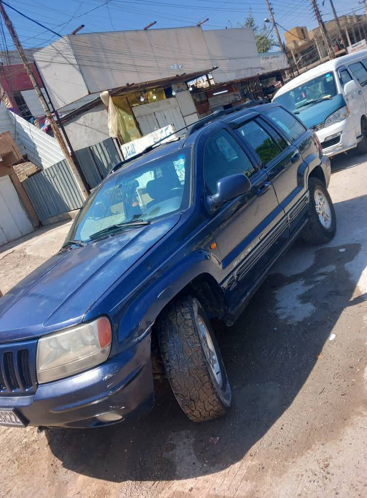 جيب شيروكي 2000
رقم شمالي باسمي 8 سلندر4700
مكينه كير ضفيره عقل يعني گصه كامله
مال حاويه صار اسبوع من شديتهن
السياره مكانها بغداد الحسينيه
سعرها 70
هاتف ***********
