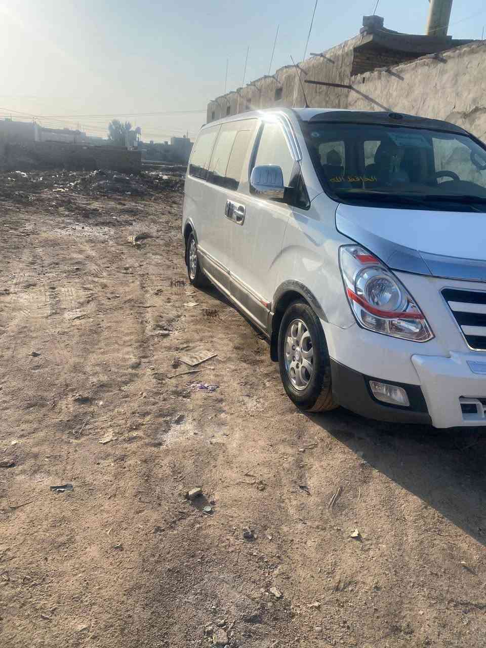 ستاركس مفتوح ٢٠٠٩ لبيع  سياره جديده حلوه كلش مكينه وكير واكسن باكيت  حداديه توني مسويه كامل سياره مال جناي    سياره بيه قطعتين   مكان السياره القرنه سعرها خاص تواصل ***********
