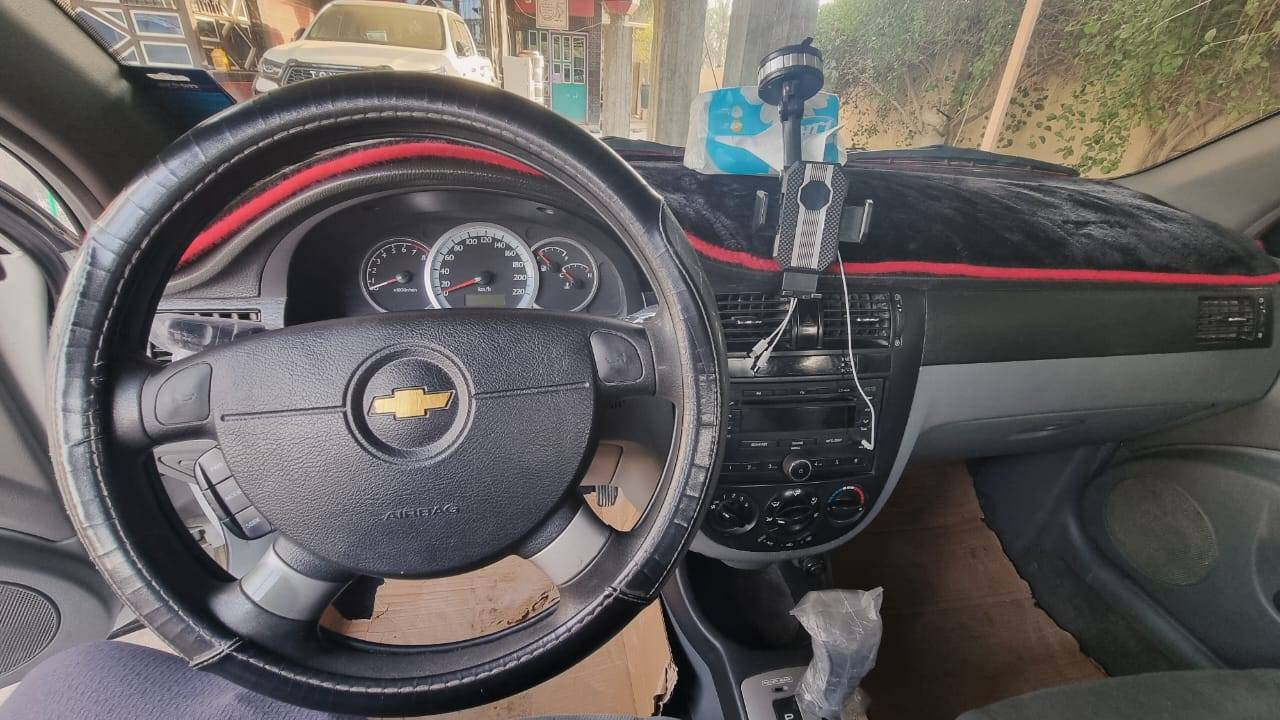 سلام عليكم اوبترا 2012 رقم بغداد جديد سياره 
بيه جاملغ امامي بدون دواخل وبيه دوسه فقط باقي كفاله عامه ماشيه 161 محرك كير مكفول  مكان بابل المسيب  سعر 95 بيه مجال لشراي ***********
                   (مو شراي لايعلق رجاء)
