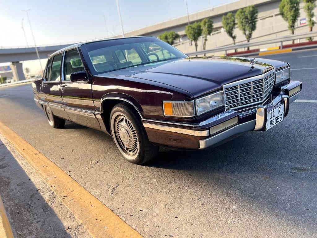 كاديلاك فيلتوود بروگهام 
(كلاسك ومن النوادر في كل العراق )
*********** بي واتساب
السعر ١١٠ ورقه 
موديل ١٩٩٢
السياره بلاديه وماشيه ١٩٠ حقيقي
محرك ٨ سلندر
(السياره ملكيه وجاهزه وجديده )
كشنات كهرباء السايق والبصفه والخلفي هم
داخل جلد فخم جدا
تبريد قطعتين
كل الجام اوتو
كير تعليگ
بيها شاشه شد والمسجل البلادي موجود
كلشي كهربائي بيها شغال
جاهزه من كل نقص رقم انكليزي بأسمي وتبريد شغال وترايك كل العراق شرط
هزه جديده
واكو بعد سيارات كلاسك عندي بأسمي
رقمي *********** بي واتساب
مكان ديوانيه ال بدير
وعندس بعد كلاسك لليريد خل يجي خاص النجف, العراق
