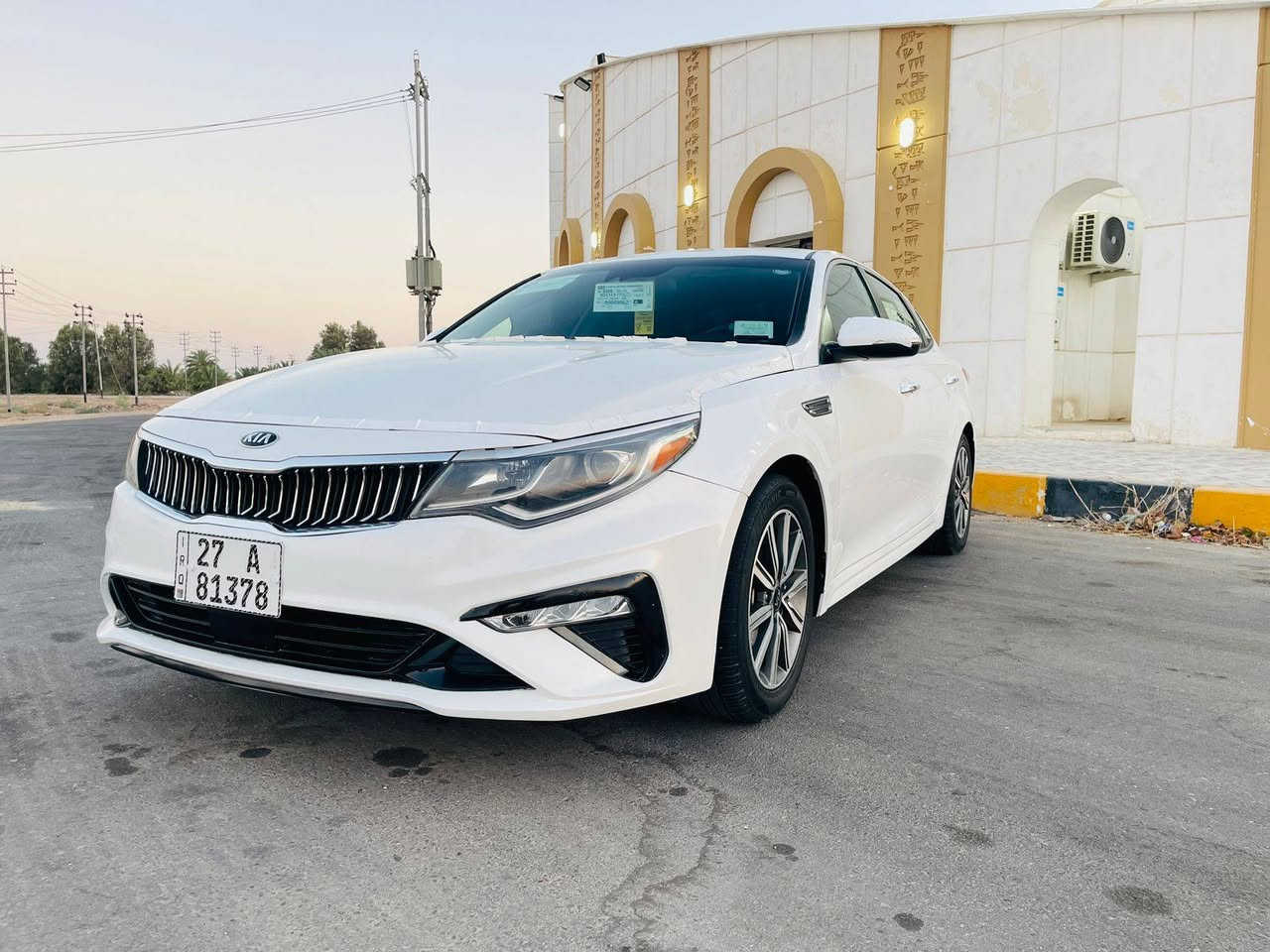 السلام عليكم
كيا اوبتيما 2019 وارد امريكي تصليح طرف بنيد فقط 

رقم ذي قار 

محرك 240‪0

رادار امامي (مانع تصادم) 

رادار خلفي

رادار جانبي

حديد مسار 

حساس خلفي

بريك ذاتي عند اقتراب من سياره قريبه 

فول تحكم ستيرن 

كروز مثبت سرعه 

ويل كروم 

شاشه لمس كبيره

لد نهاري

 كشاف بالدعاميه

اشاير بالمري

‏حساس اطارات 

بلوتوث منفذ  اوكس Usp حاكيه تلفون 

يدات نيكل سياره جديده وجاهزه تخم تاير حداديه تبريد

#السعر 135

 الاستفسار اتصل على الرقم ***********
