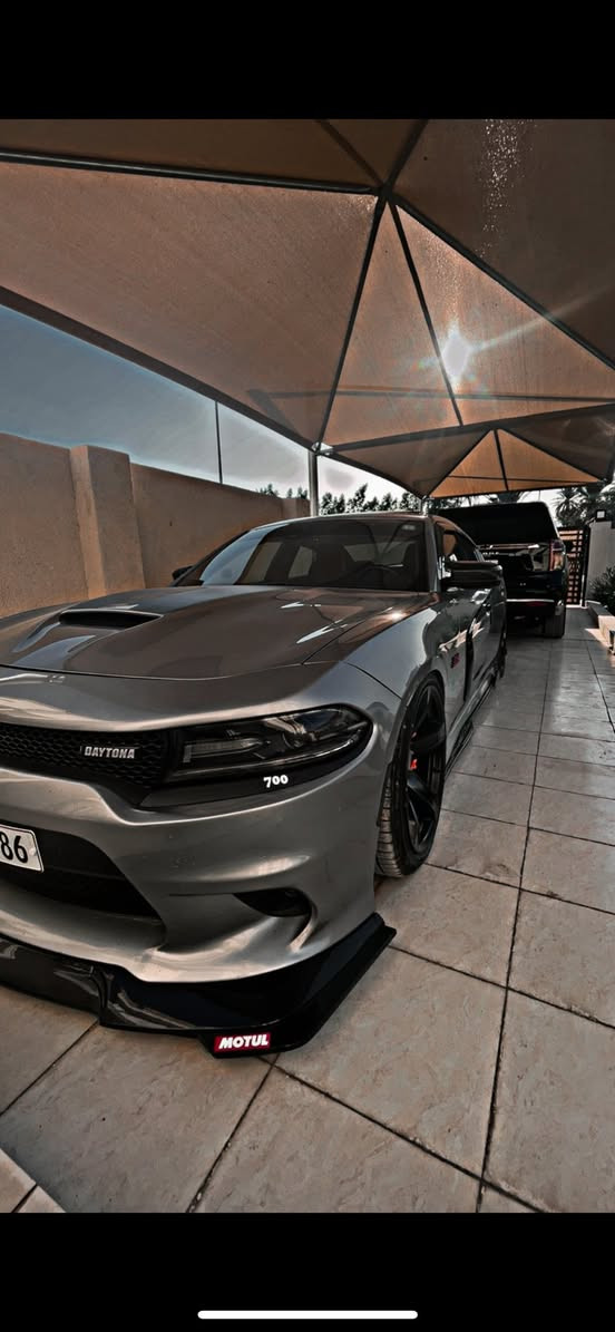 سلام عليكم 
للبيع دوج جارجر موديل 2018 رقم بغداد الجديد والهزه جديده يعني ميحتاج هزه 
RTدايتونه بجم كبس بلادي 
فولللل للخير 
فتحه سقف 
رادار امامي رادرات جانبيه 
كشنات كهربائيه جلد وشامو مختم دايتونه تدفئه تبريد اناره ترحيب ستيرن تدفئه تبريد قطعتين
السياره كلها مختمه دايتونه 
مري قلاب عند بك حساسات خلفيه شاشه كبيره كامره دواره شفتات ستيرن 
صدر امامي خلفي جديد 
إضافات على سياره 
جكات S3
اكس بايب ودون بايب تحكم صوت ريمنوت انسه المرور يعني 
عليها شوته KN بلادي 
دبات سود بلادي 
عليها كاج كان 
سكوبات بيبان 
لحايه ودوسات كلها كاربون فايبر مري باتمان دفيوزر خلفي 
الوياله نجمه تو سايز 
منظومه لد امامي وداخلي متغير على تلفون  
منظومه لايت زنون سعرهن 300 دولار 
دركه ستيرن حرف D بدون rbm 
كفرات على الفجوج + فلنجات تبريد المسغرفه 
سياره واحد على واحد ماشيه 110 كيلو متر نضيف تجي وتشوف بعينك  برمجه مراوح ولف حماوه 82 
حادث قطعتين فقط  البابين السايق والخلفي ايرباك برده فقططط 
السعر 21
الاتصال ***********
