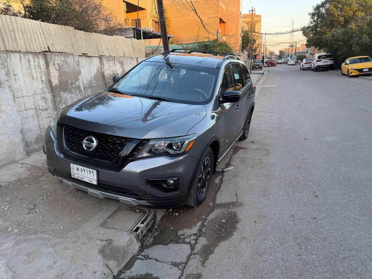 السلام عليكم
نيسان باثفايندر  ٢٠١٩ روك كريك او مراوس مع باثفايندر ٢٠٢٤ وفوك بلاتينيوم حدث بسيط
مقاعد جلد روك كريك
٦ سلندر ٣٥٠٠  
فور ويل 
ماشيه ٧٧ الف كيلو متر قابل للزياده
بصمه 
تشغيل عن بعد
٧ راكب
كامره خلفيه
٣ قطع تبريد
تبريد منفصل 
Carplay and android auto 
تدفئه كشنات وستيرن 
حساسات محيطيه 
نقطه عمياء
حادثه صندوك خلفي مصبوغ فقط الصندوك
السياره كامله وبحاله ممتازه 
رقم بغداد الدولي باسم صاحبها
للتواصل مراسله صاحب السياره
مكان السياره بغداد المشتل 
***********
