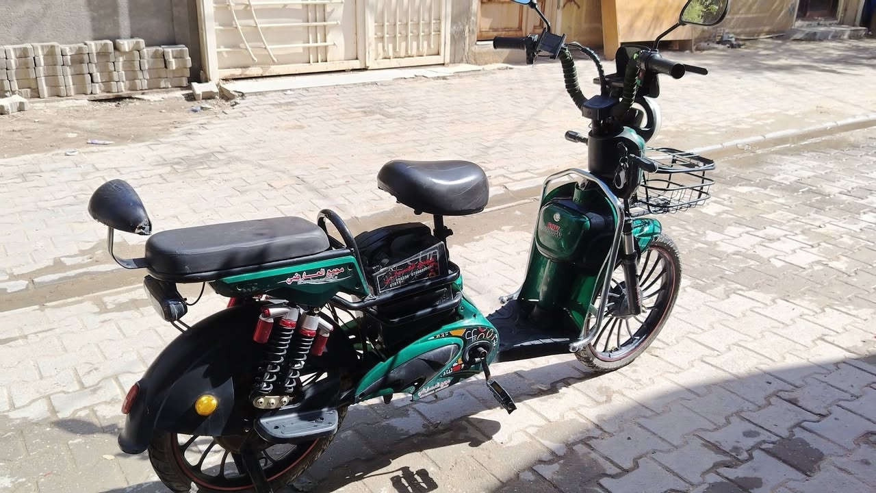 بايسكل شحن للبيع كربلاء قرب مستشفى الكفيل. السعر 250 نظيف بطارية نصف عمر  ***********
