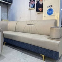 ديوان جديد • ١١ نفر • بلوك اسود