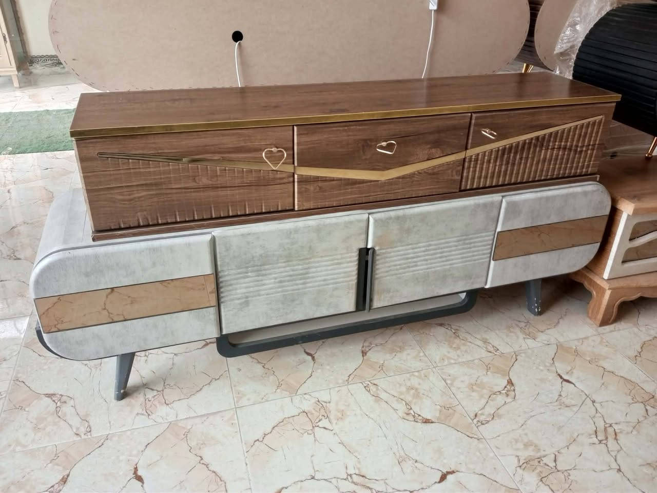 معرض ابو عبدالله للاثاث المنزلي 🔥 وصول وجبه جديده من ميوزه بلازمه ابو شعله ابو ماي وملكي   متوفر كل الوان  شي حديث وراقي زورونا تجدون ما يناسبكم العنوان تكريت الديوم مقابل مطعم المذاق بلقرب من اسواق الزوبعي للاستفسار خاص او اتصال *********** متوفر وتساب
