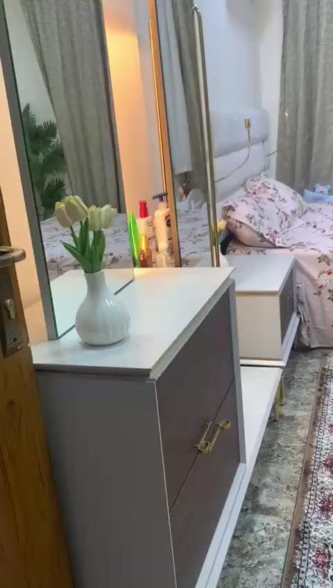 #غرفة  9  قطع + #دوشك طبي هديه 
#مستخدمه 3 اشهر 
#ماخذيه من #شركة برونزو بالكراده 
#السعر  950 الف بي مجال 
#العنوان :بغداد #كراده مريم  #قرب صيدليه شفاه
#يرجى متابعة الصفحه ( طلب صداقه ) 
#ليصلكم كل ماهو جديد 
#نعمل لخدمتكم 
#علي البابلي


**إذا كنت صاحب هذا الإعلان وتريد حذفه لأي سبب، رجاءا أرسل رسالة إلى الدعم الفني**