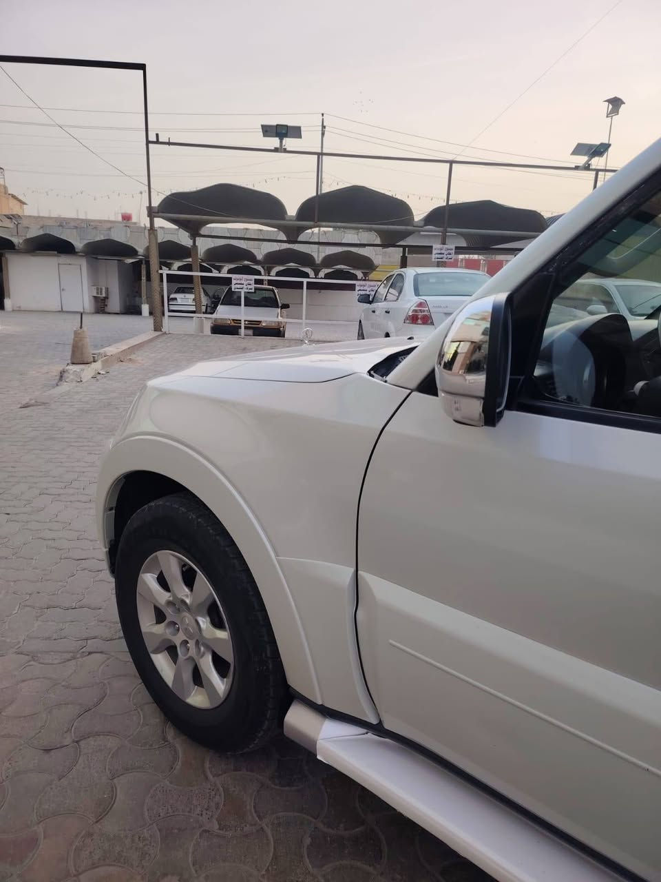 باجيرو 2016
فول مواصفات حبتور
مكفولة كفالة عامة من الصبغ والتبديل والبارد
گير مكينة مكفول 
رقم بغداد دولي بأسمي
هزة جديدة
مكينة 3500 
فتحة 
كشن جلد
تحكم ستيرن ٣ جهات 
دمام خلفي
مكان السيارة الديوانية / الحمزة الشرقي 
للاستفسار /
***********
