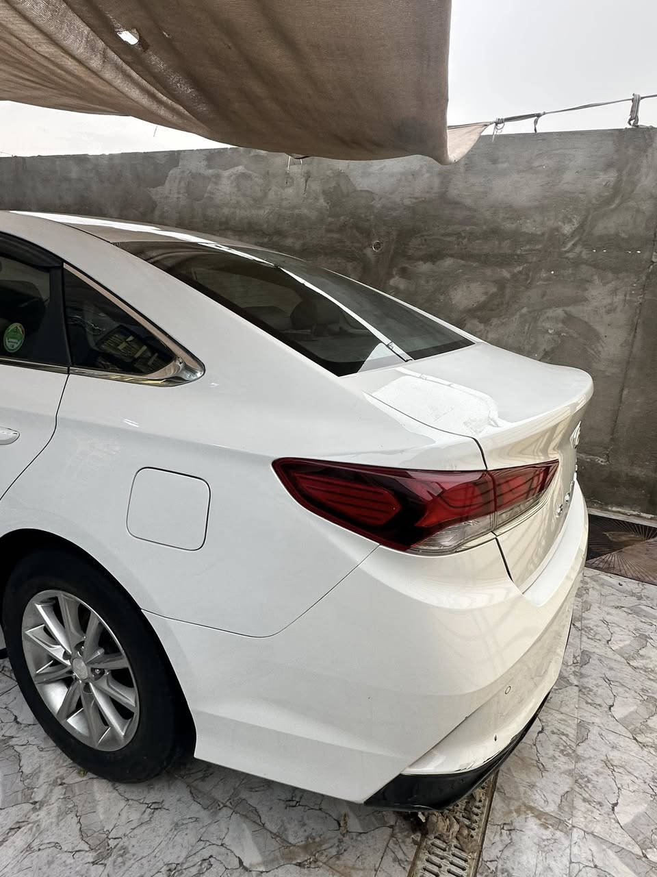 سلام عليكم للبيع سوناتا ادوات مديل 19 وارد كوري قطعتين صبغ سياره جديده دواخل جلد تحكم مرايات شفط شاشه كامره ماشيه 64 الف ك. بانزين مكان البصره السعر 85 المكان البصره حاجز مرور ***********
