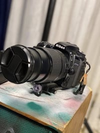 كامرن نيكون 7500D  كرب فريم  نضافه 99‎%‎ زوم 18/140 مانع اهتزاز  تصوير...