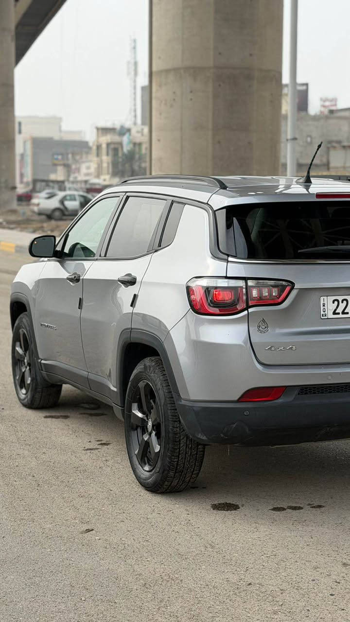 يالله جيب كومباس مديل 18 رقم اربيل بأسمي هزة ورقم وسنوية كله جديد حادثها خشم جاملغ وخشم البنيد بدون تبديل وبدون دواخل شرط الفحص ماشيه 120 كيلو سيارة جاهزة للأخير مكينة كير حدادة تبريد طخم تاير مابيها اي نقص موصفاتها اشاير بل مري لد امامي خلفي رادار امامي خلفي وجانبي وحساس خلفي كشن تتفئه تبريد وجلد كهرباء سيارة فول عدا بنراما بيع فقط سيارة احلى من صور السعر 133 وبيها شي كلش بسيط
***********
*********** البصرة, العراق
