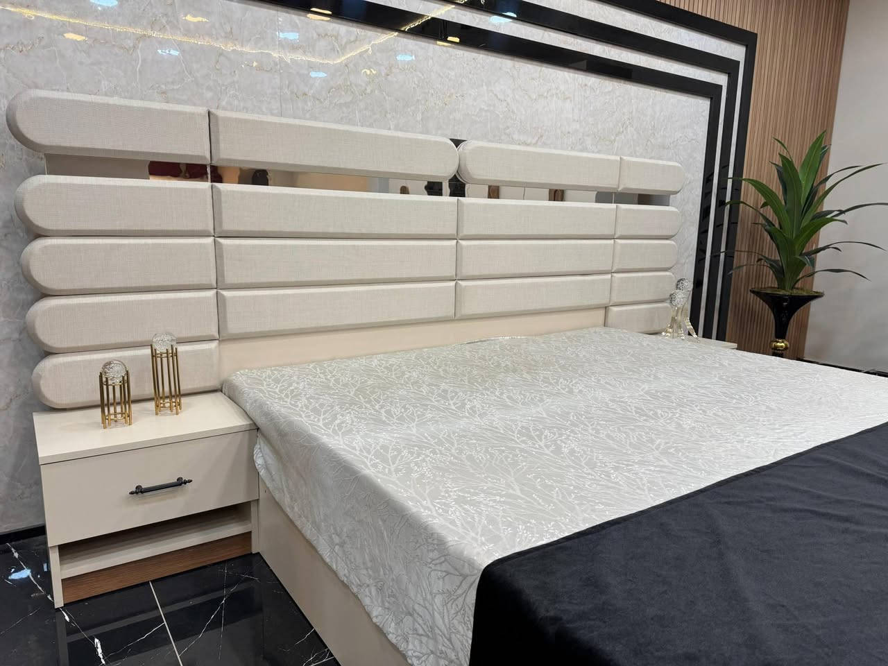 *السعر🔥 ( مليون و100    )الف*🔥


**إذا كنت صاحب هذا الإعلان وتريد حذفه لأي سبب، رجاءا أرسل رسالة إلى الدعم الفني**