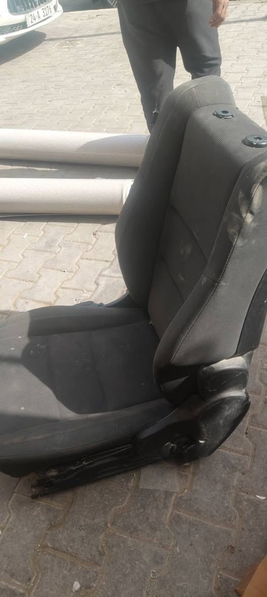 كشن جيب اصلي
السعر100
***********
بغداد
