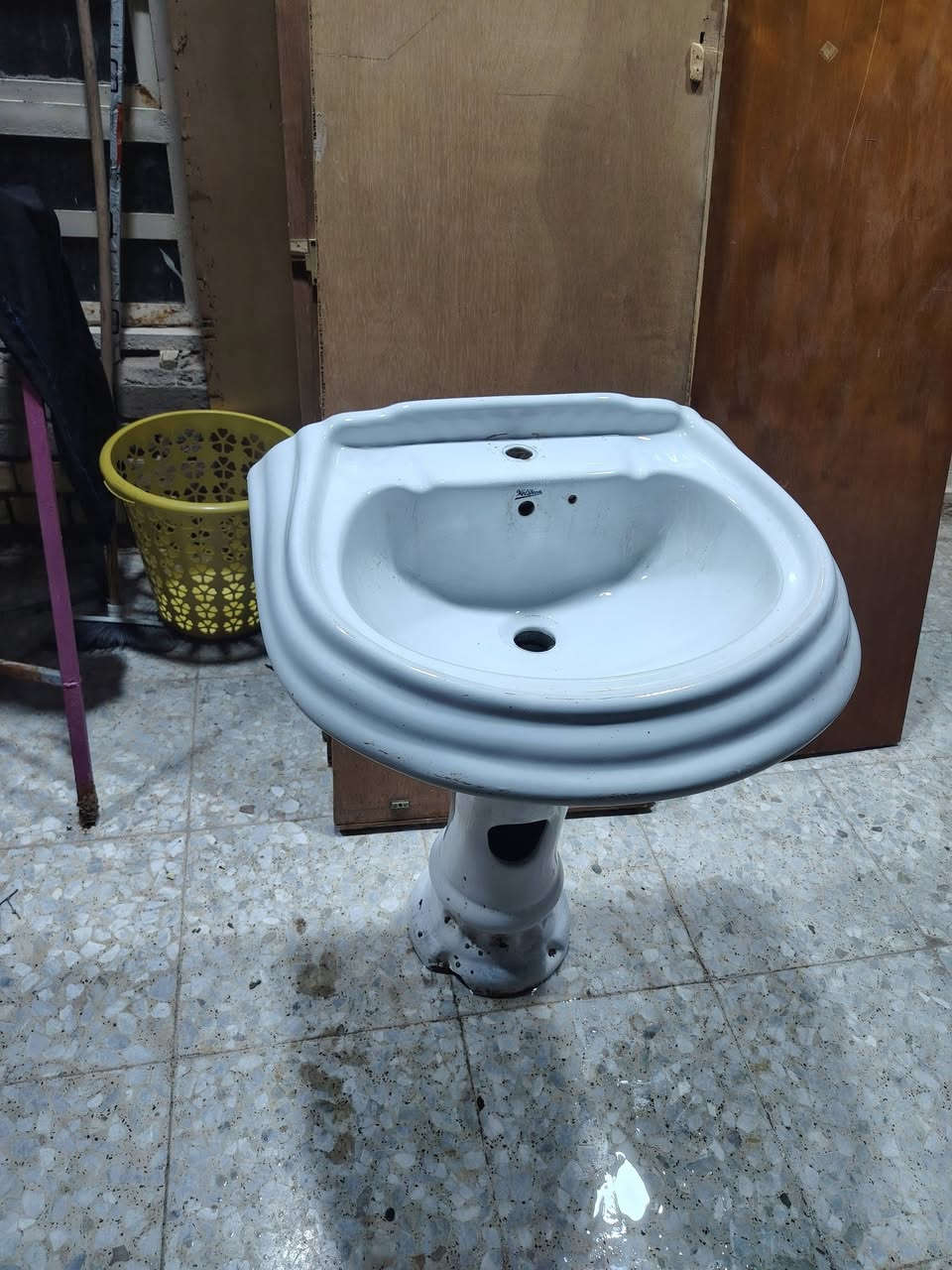 السلام عليكم مغسله لبيع سعرة ٢٠ وبيه مجال


**إذا كنت صاحب هذا الإعلان وتريد حذفه لأي سبب، رجاءا أرسل رسالة إلى الدعم الفني**