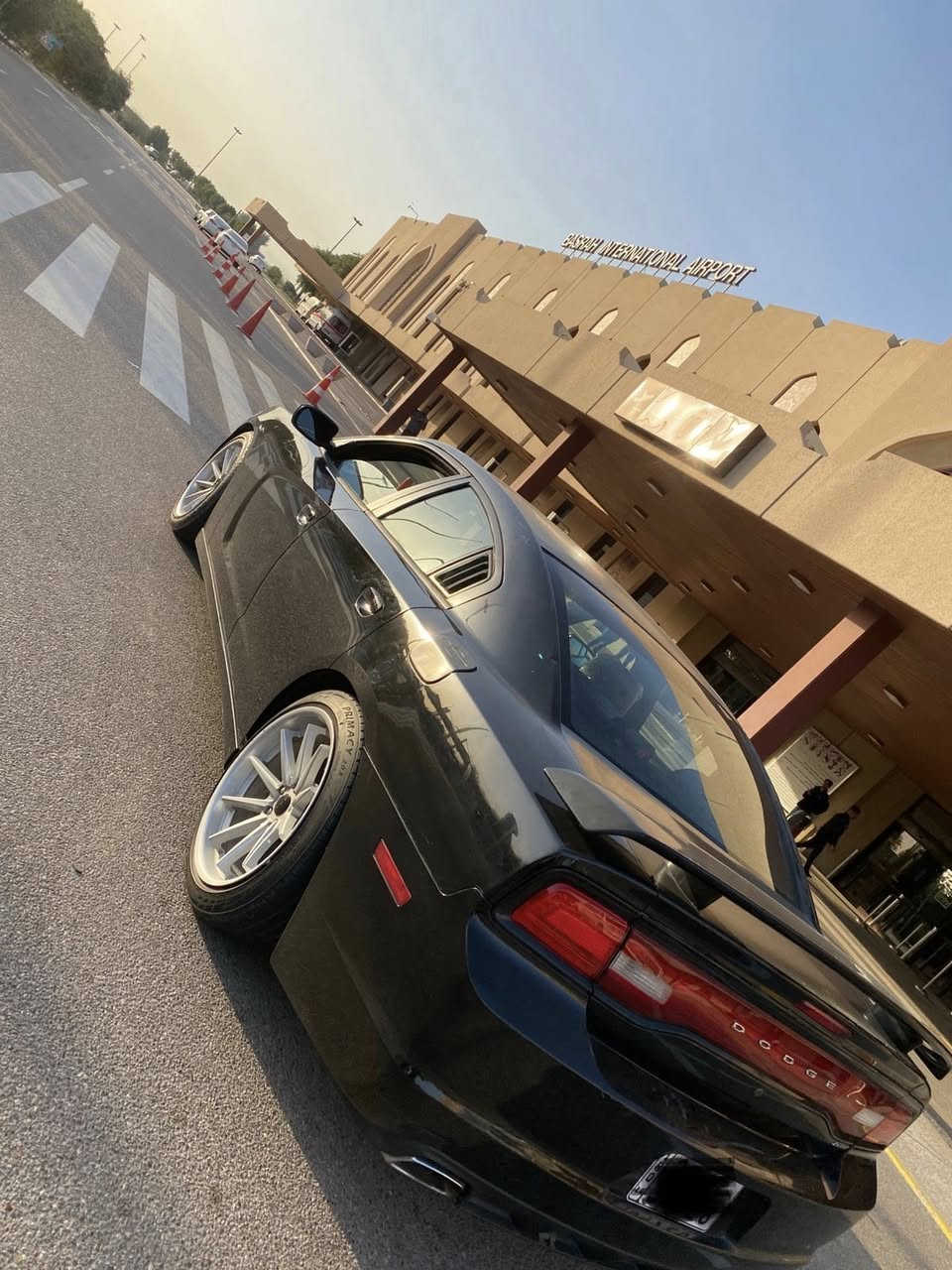 جارجر 2013 RT🦁 ادوات ادوات كير 1000😈 تعليك
عليها تزويد برمجة كت اوف فصلة دبات سود بلاد سعرهن200 دولار مكينة 2022 وعليها لايتات SRT سعرهن 5 ورقات 
وعليها ويل عنكبوت سعره5 ورقات سيارة جديدا بيها كصه سيارة مكفوله كفاله عامه بيها رشات صبغ مكان الكصه فقط سعر 62بيها مجال قليل جدا حك جيه مكاني بصرة رقمي ***********
