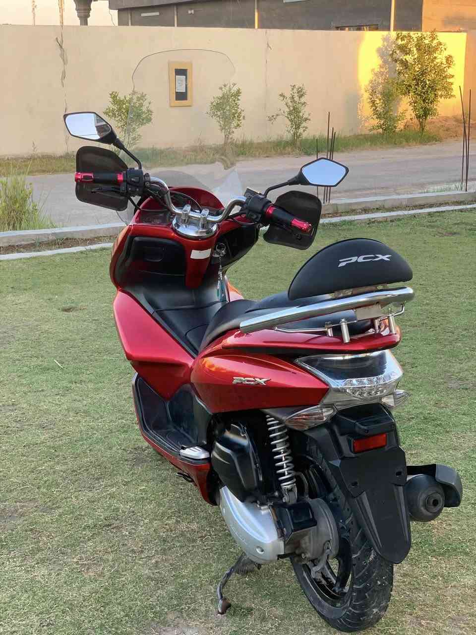 بي سي اكس جيل اول ياباني الدارجه ميحتاج اسولف عليه نضيفه بمعنى الكلمه والصور كدامك
السعر ١١ ورقه وبيه مجال بصيط 

بغداد 
 واتساب ***********
