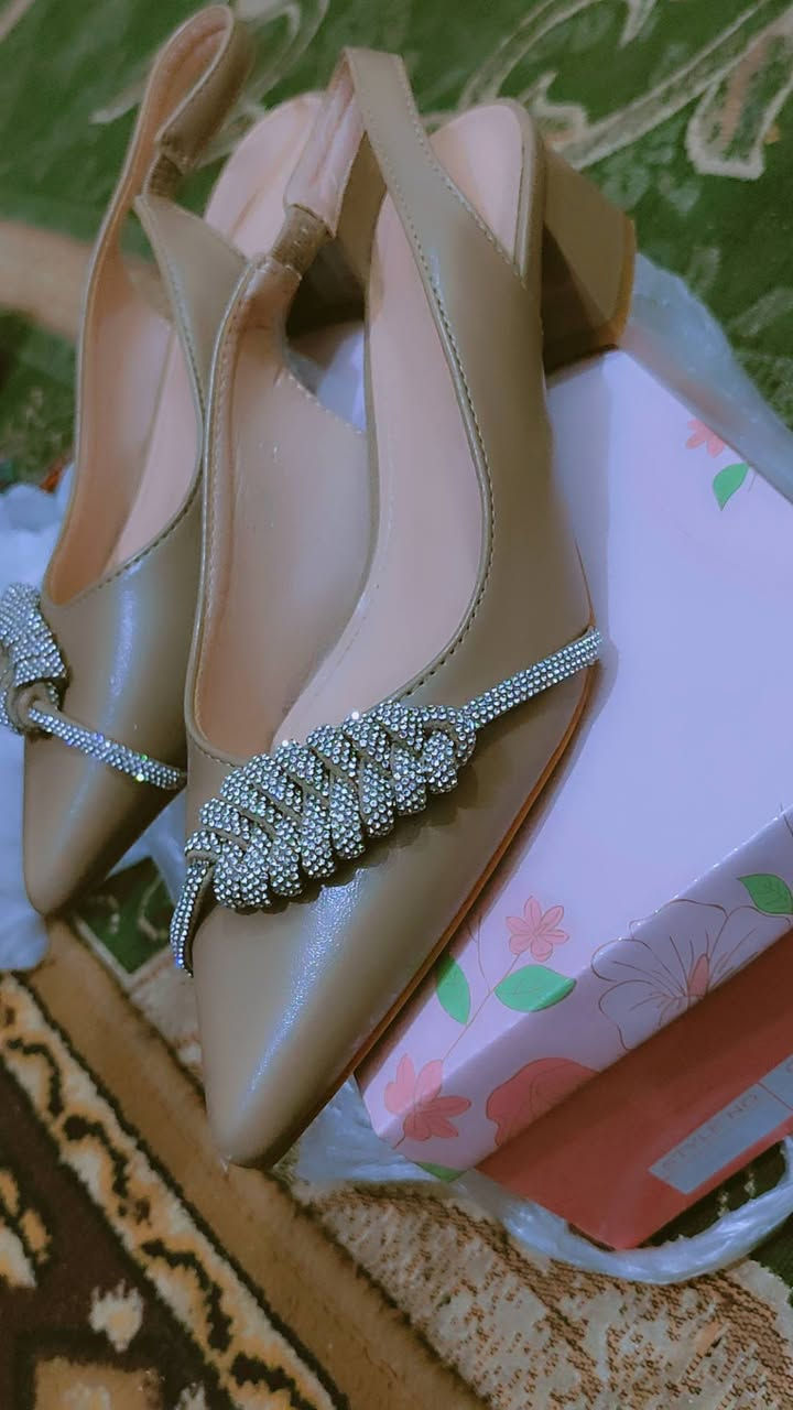 حذاء البيع قياس39  شتريتها 18 وبيعها 15 عنوان كوت


**إذا كنت صاحب هذا الإعلان وتريد حذفه لأي سبب، رجاءا أرسل رسالة إلى الدعم الفني**