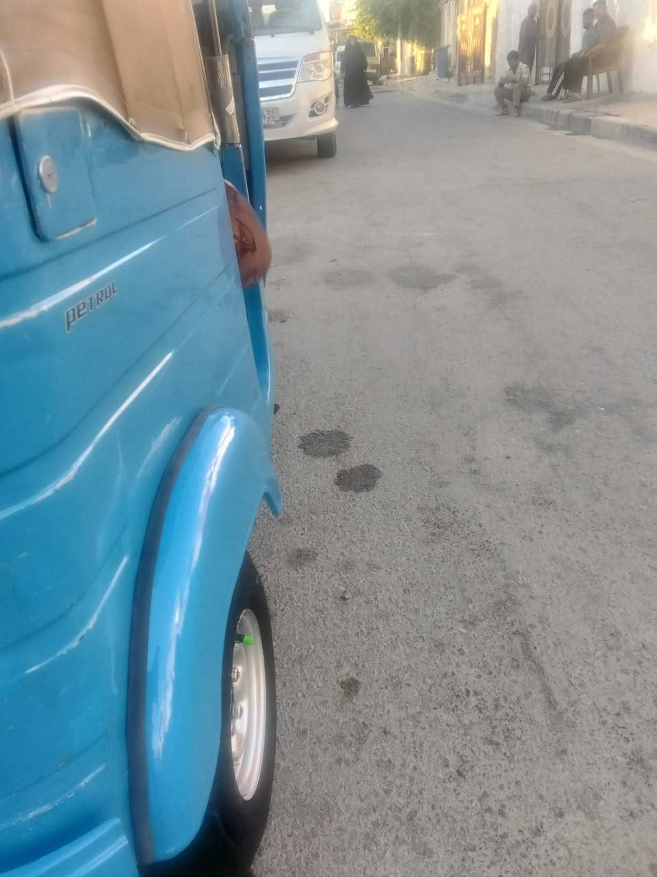 سلام عليكم تكتك للبيع 2020 كفاله عامه بس دوس رقم وسنويه 
***********
