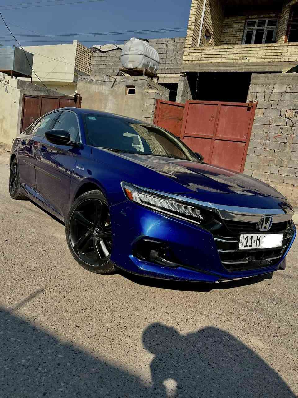 للبيع هوندا اكورد موديل2022
هايبرد وبانزين
السيارة فول مواصفات 1/1 عدا  الفتحه
السياره جديده وجاهزه من كلشي اي نقص ما بيها
رقم بغداد وجديد بأسمي تحويل ثاني يوم
بيها 4 قطع صبغ بدون دواخل 
لون مميز حبري
السعر 139 وبيها مجال بسيط 
الاتصال ***********
