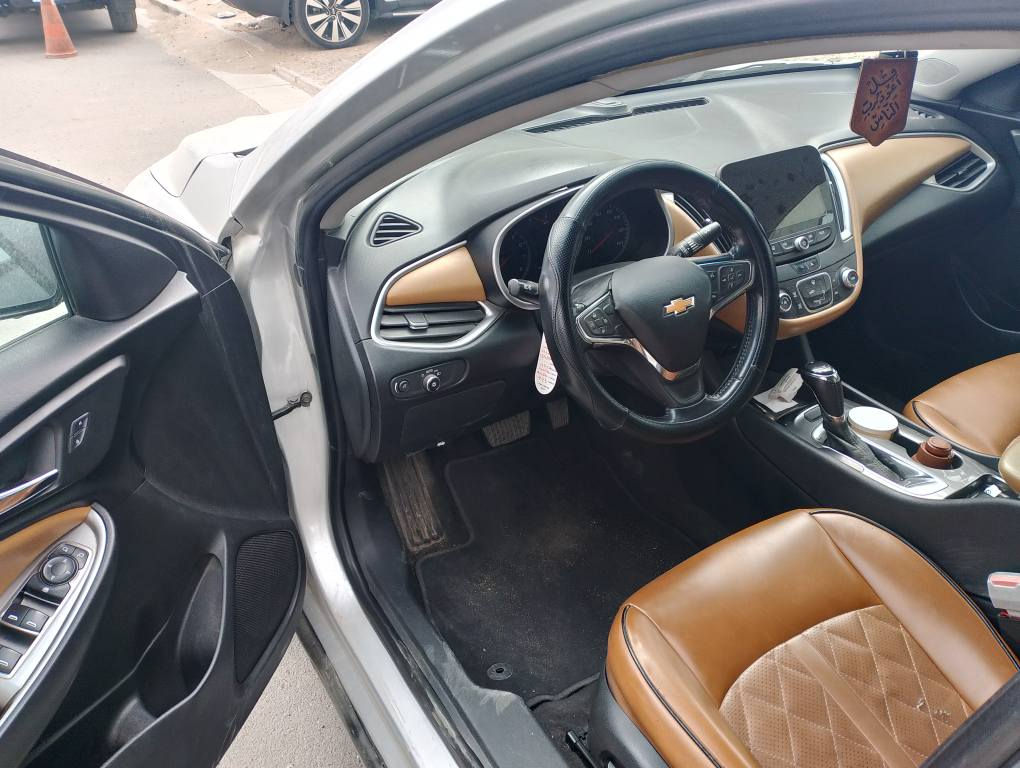 السلام عليكم 
‏‎للبيع شوفرليت ماليبو موديل 2020

مواصفات RS رياضي 
‏‎الضرر //  جاملغ+ باب في الصور 

‏‎رقم اربيل  

‏‎المواصفات 
‏‎🔴 بصمه ابواب + جنطه
‏‎🛑محرك 1500 توربو ✈️
🛑كير اوتو او عادي 
‏‏‏‏‏‎🛑شاشه كبيره تدعم 📲Android Auto/car play
‏‎🛑خرائط Gps📌
‏‎🛑كامره خلفيه 📷
‏‎🛑كروز مثبت سرعه
🛑توقف ذاتي AUTO STOP
إطفاء ذاتي عند التوقف
‏‎🛑شاشة ضبط واعطال بل دشبول
‏‎🛑منافذ USP/ 12V /Tip C
‏🛑كشن السائق كهرباء 5 حركات

‏‎السياره جاهزه بدون نواقص 
‏‎السعر 117$
‏‎مكاني بغداد 

الاتصال او وات*********** بغداد, العراق
