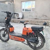 دراجة شحن • خمس بطاريات ١٦ أمبير • موصل