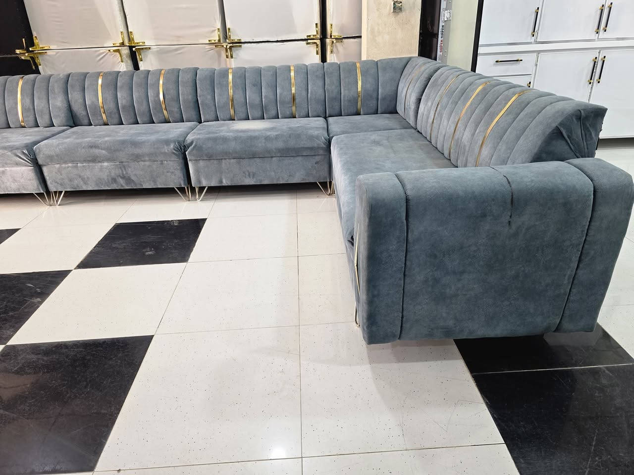 ديوان مستخدم نضافه 70% 7متر 11 نفر بدون ضرر بسعر مناسب
العنوان تكريت شارع الزهور مقابل كليه تربيه البنات مجاور الناصر مول 
***********اتصال 
***********اتصال 
***********واتساب
