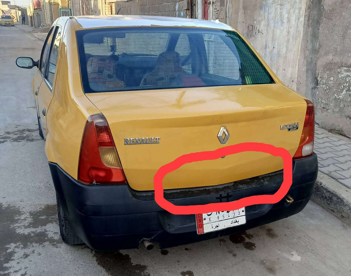 سلام عليكم 
رينو 13 مكينة وكير جدد 
صدر أمام جديد بس المشط بس طكطكة 
بيه طخات بصيطة 
السعر 40
السفسار واتساب ***********
