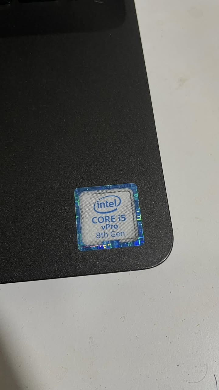 Dell 5500 i5 8th-8-256 15.6
استخدام جدا قليل مشحون 10 مرات 
ويا ماوس وجنطة
275 وبي مجال 
مكاني كربلاء
***********
