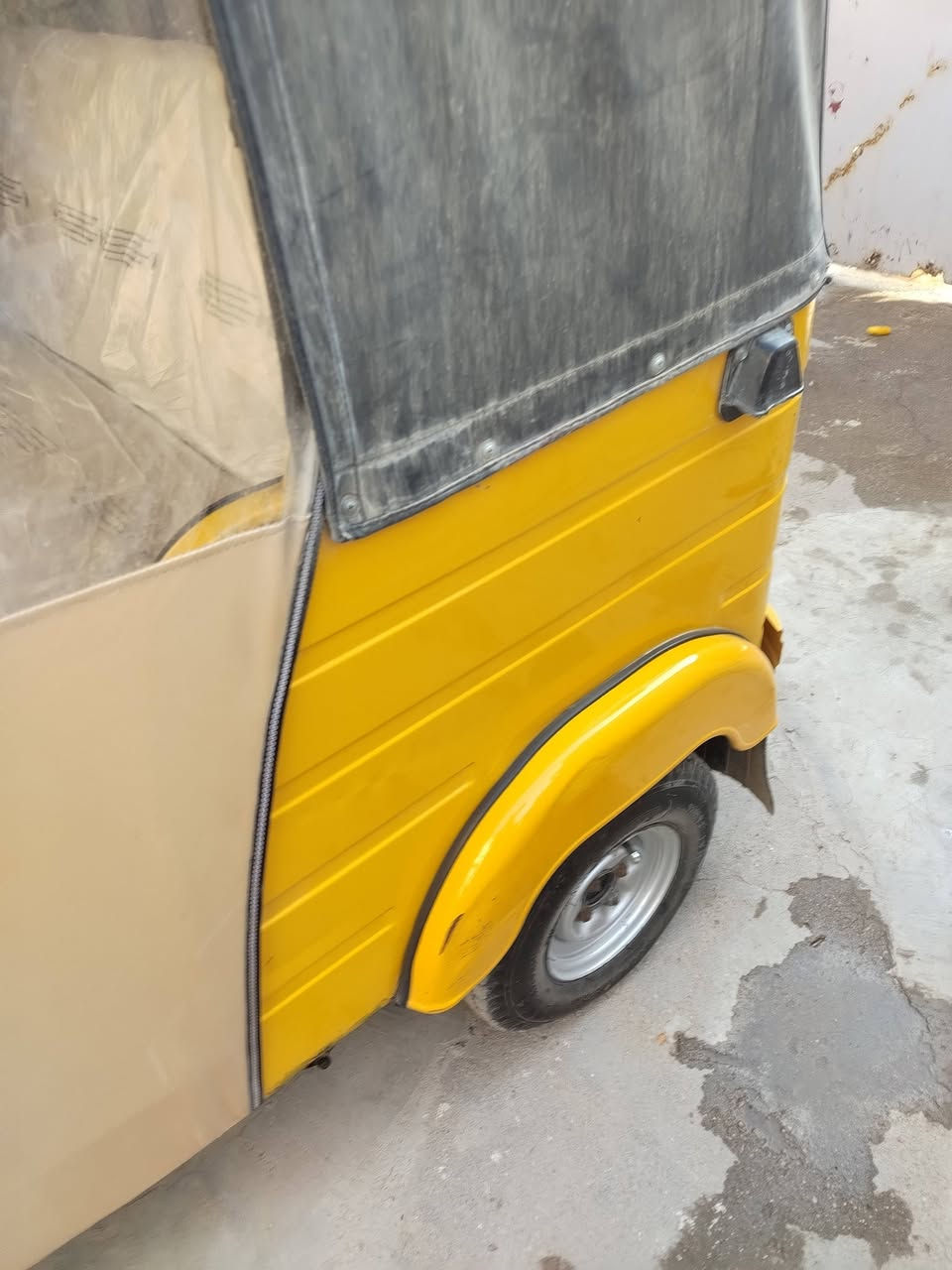 تكتك للبيع ١٩ فول مال جناي ***********
