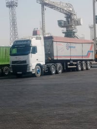 فالڤو • قلاب • موديل 2004