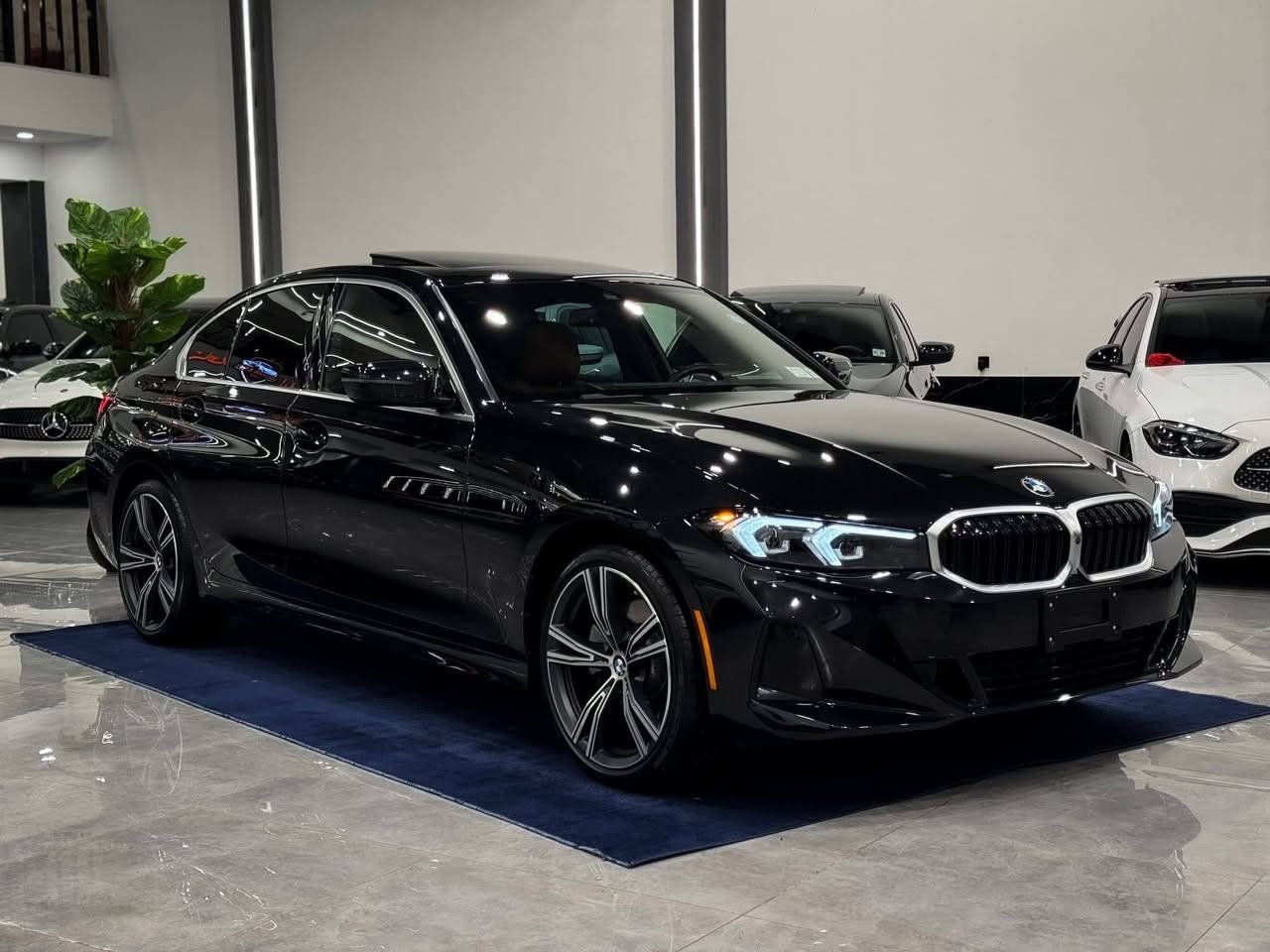 BMW 330i individual
مۆدێل:- 2024
ماوەی رۆیشتن:ـ 16 هەزار مایل
مواسەفات:ـ سلايد_داتاشۆ_ سەماعە هارمان کاردۆن-اوتو بارک _360 ڕادار _5 کامیرە_ناو قەیسی بیلادی-کوشین خەزن  و گەرمى  و جلدـ سندوق شەفت_ناو لید-شەغال-X Drive-
سەیارەکە واردی ئەمریکیە 
بێ بۆیاغ بێ تەعدیل دەعامیش بەشەرت

BMW 330i individual 
موديل:-2024
ماشيه:-16 الف ميل
مواصفات:- سلايد-داتاشو-ئۆتۆ پارک_سماعات هارمان كاردون-رادار 360 - 5 كاميرات-دواخل مشمشي بلادي-كشن تدفئه و خزن-دواخل ليد-صندوق شفط-تشغيل عن بعد- X drive-
سياره بدون صبغ بدون تعديل حتى دعاميات بشرط

تفاصيل اكثر الاتصال علی ارقام التاليه 
***********
*********** 
عنوان:- اربيل منطقة معارض وراء شارع ٤٠م
Shahama erbil cars
