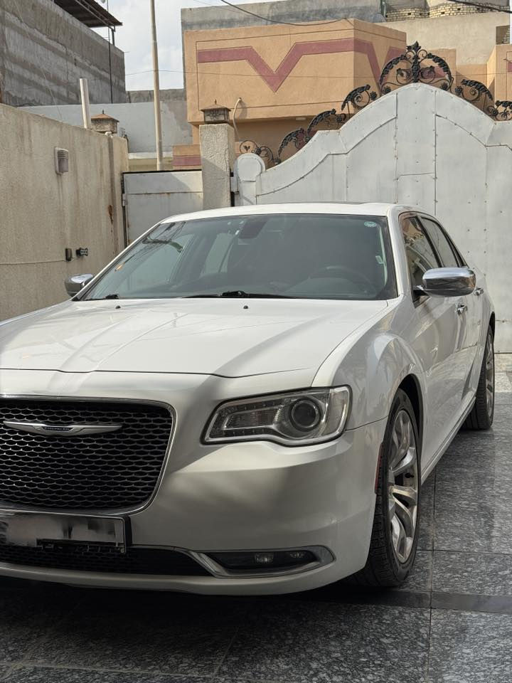 السلام عليكم للبيع كرايسلر اوباما 2019 لمتد فول مواصفات السياره جديده بالكارتون بيها بارد بسيط فقط رقم دهوك الدولي للاستفسار اكثر ***********
مكان السياره البصره
