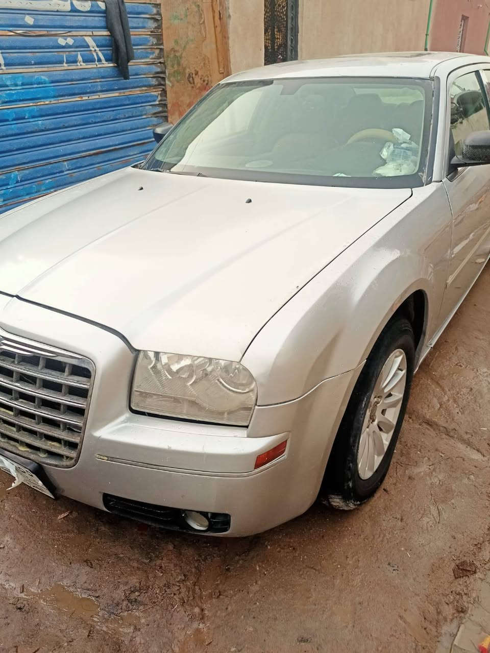 السلام عليكم سياره اوباما للبيع  موديل 2007 فول مواصفات وارد كندي مصبوغه القماره ومبدل جاملغ الامامي  سياره باسمي 
سعره 100 ورقه  
***********
