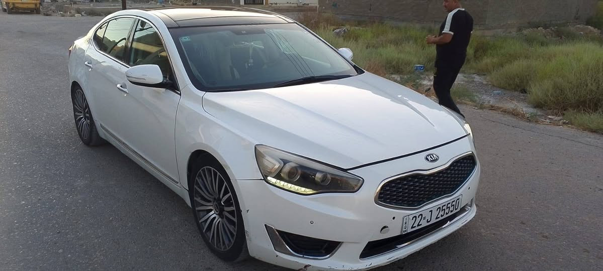 السلام عليكم اخوان للبيع كيا كادنزا خليجي موديل ٢٠١٤ رقم أربيل دولي سنويه وهزه جديده فول مواصفات VIP محرك ٦ سلندر صبغ اقل الحزام ابيع حزام السعر ١٠٥ ورقه مكاني بغداد الدوره للاتصال ***********
