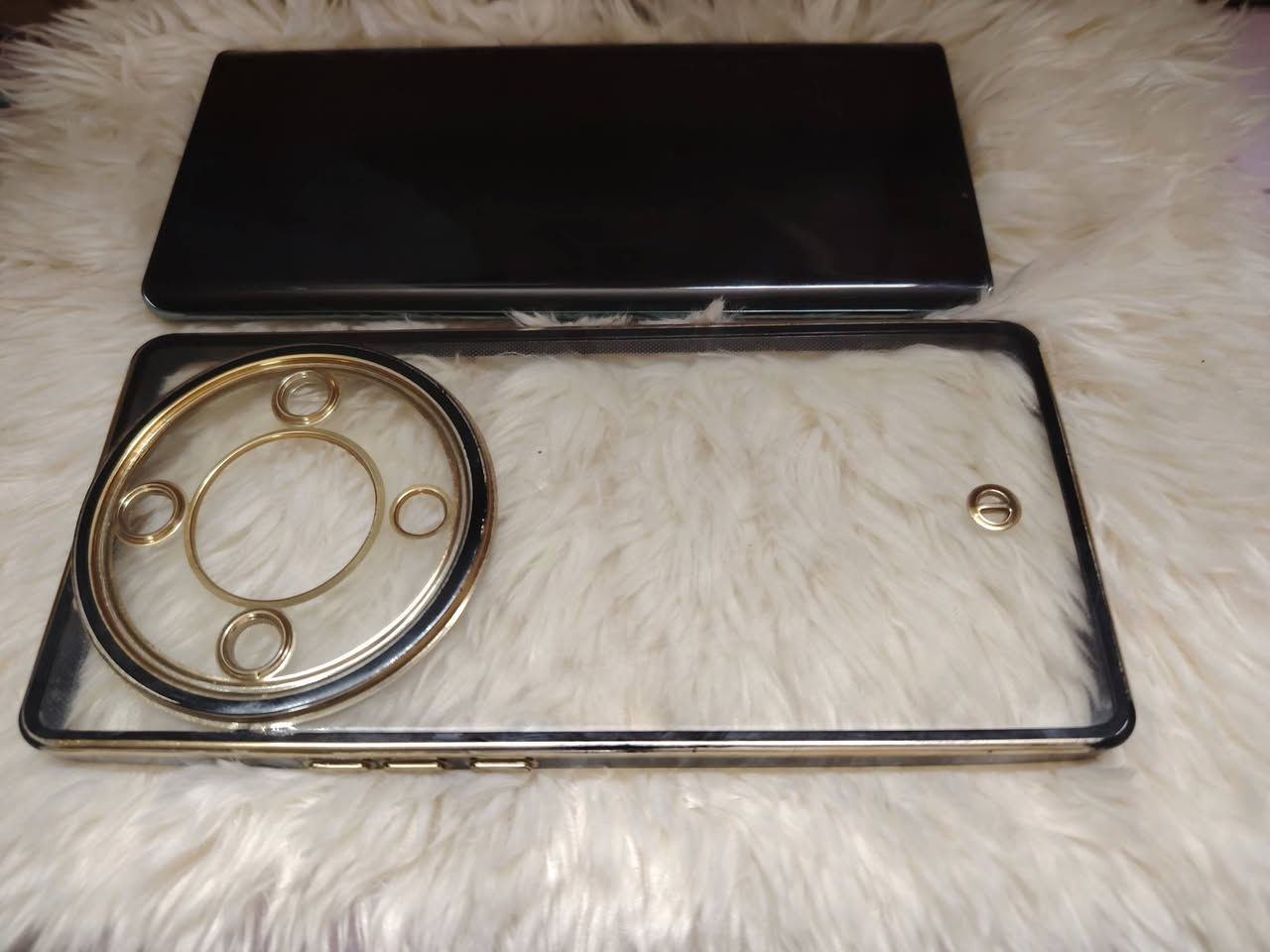 سلام عليكم موبايل HONOR X9a 5G للبيع السعر 250موبايل نضيف ما مصل ابد ولا بدل بي شي ذاكرة 256 رقم ‏‪***********‬‏ موجود واتساب او تراسل خاص
