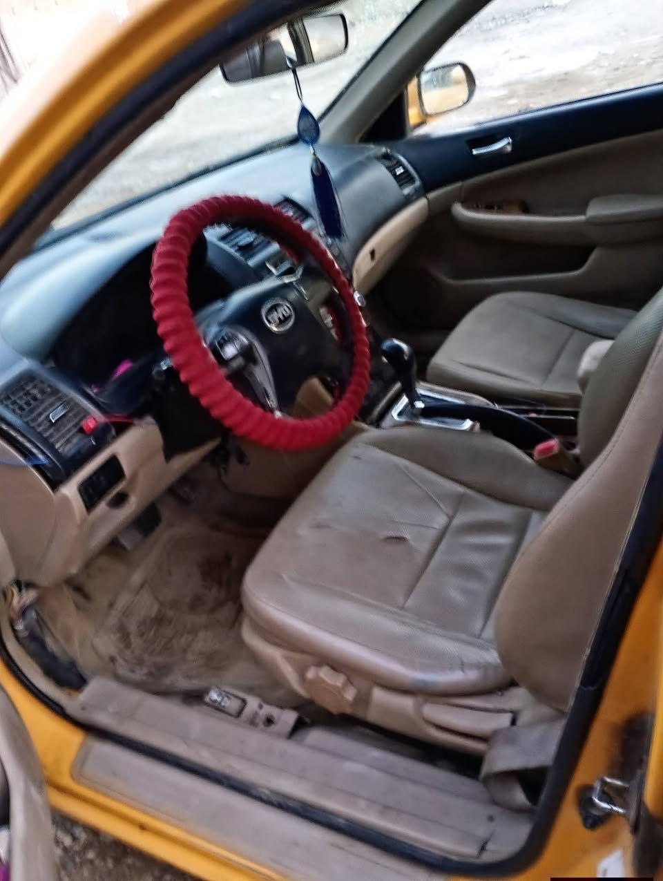 بي وادي اف 6 موديل 2011 مكينة وكير ميسبوشي بلادي خير من الله اوتماتيك 
االسنوية ل ٣٠ تحويل مباشر المكان بغداد الزعفرانيه ***********
السعر ٣٥ وبيها مجال
